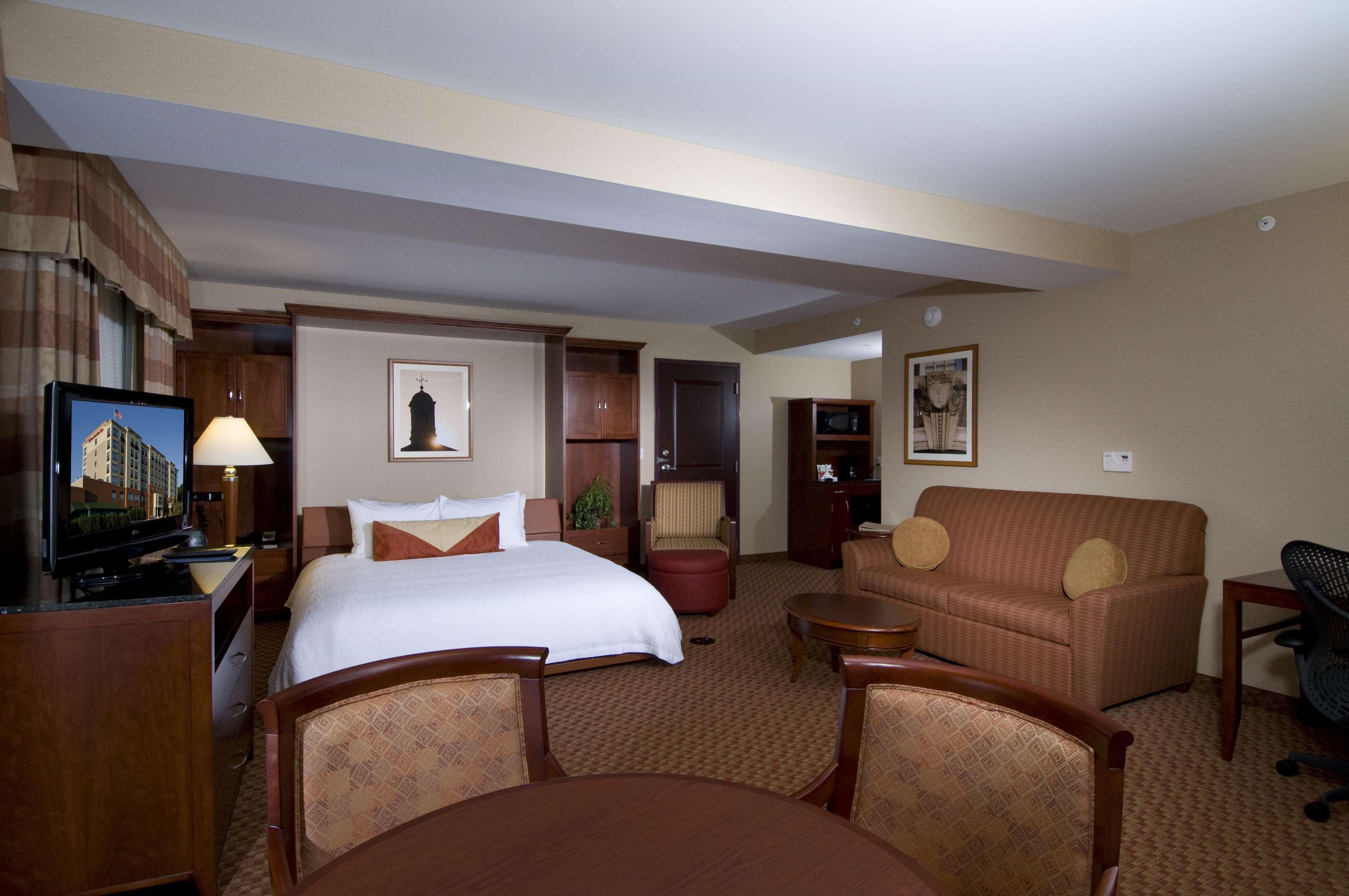Hilton Garden Inn Troy Room photo