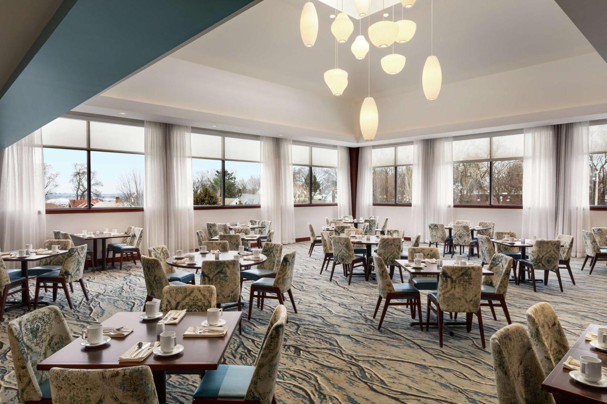 Hilton Garden Inn Troy Exterior photo